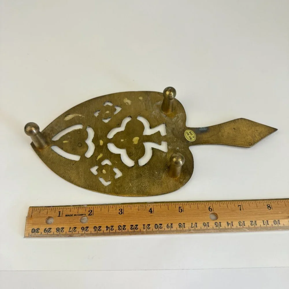 Vtg Gold Plated Colored Footed Trivet Spade Shape w Clover‎ Made in Hong Kong